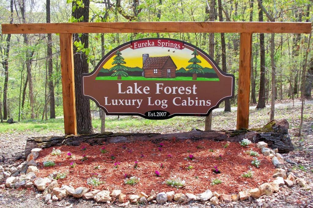 Вилла Secluded Cabin In The Woods! 1 Story Юрика Спрингс Экстерьер фото
