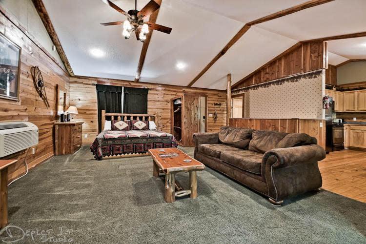 Вилла Secluded Cabin In The Woods! 1 Story Юрика Спрингс Экстерьер фото